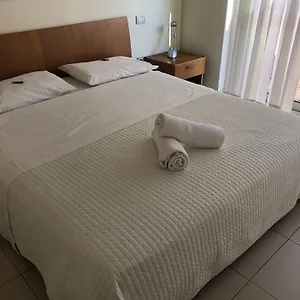 ** Apart Otel Vista & İtalya
