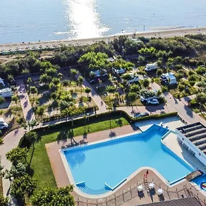Miramare Village 假日公园