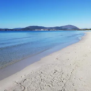 https://nuovissimo-appartamento-con-terrazza.in-sardinia.net