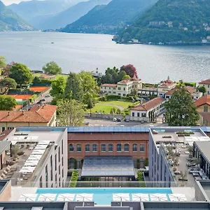 **** Otel Hilton İtalya