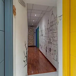 ** Oda ve Kahvaltı Dab İtalya